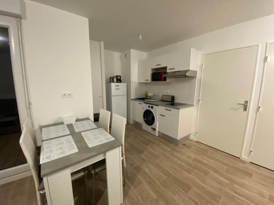 Appartement Aux Portes De Vannes Сене Экстерьер фото