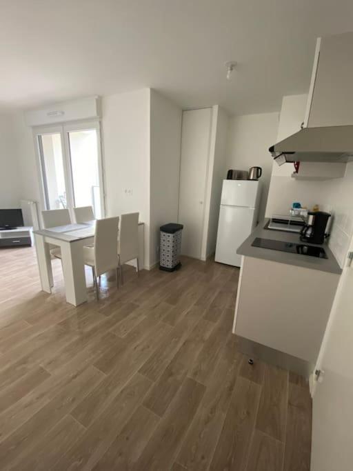 Appartement Aux Portes De Vannes Сене Экстерьер фото